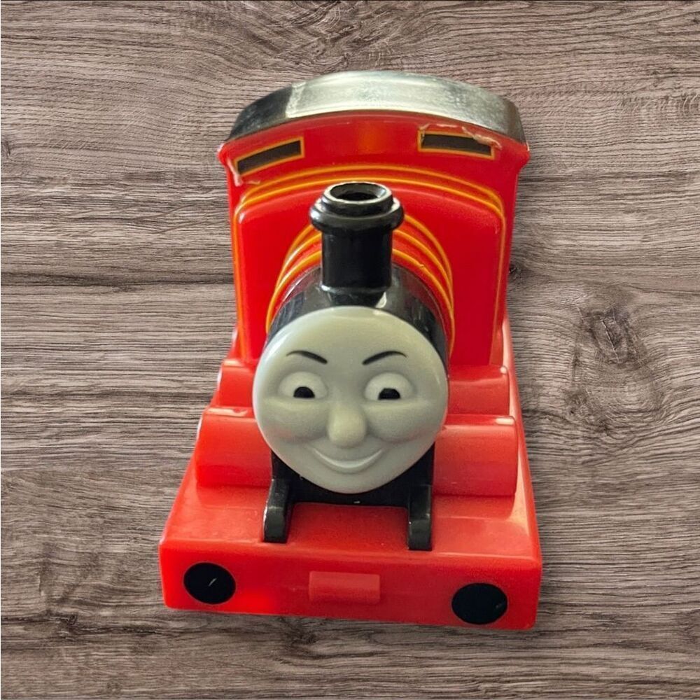 Thomas the Train James Limited #5 Pull Back and Go Gullane Mattel 2009 Red